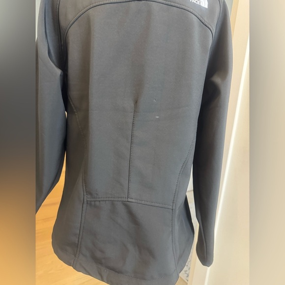The North Face Women’s Shell Jacket with Zip Pockets XXL - Picture 7 of 12